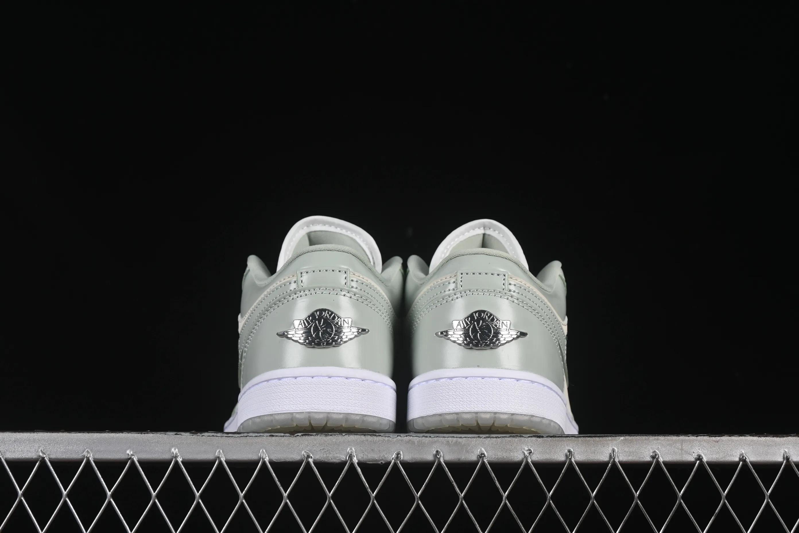 All categories Air Jordan Jordan series basketball shoes Air Jordan 1 Low G version pure original Air Jordan 1 Low AJ1 Joe 1 amber green low-top cultural casual sneakers HF4078-100